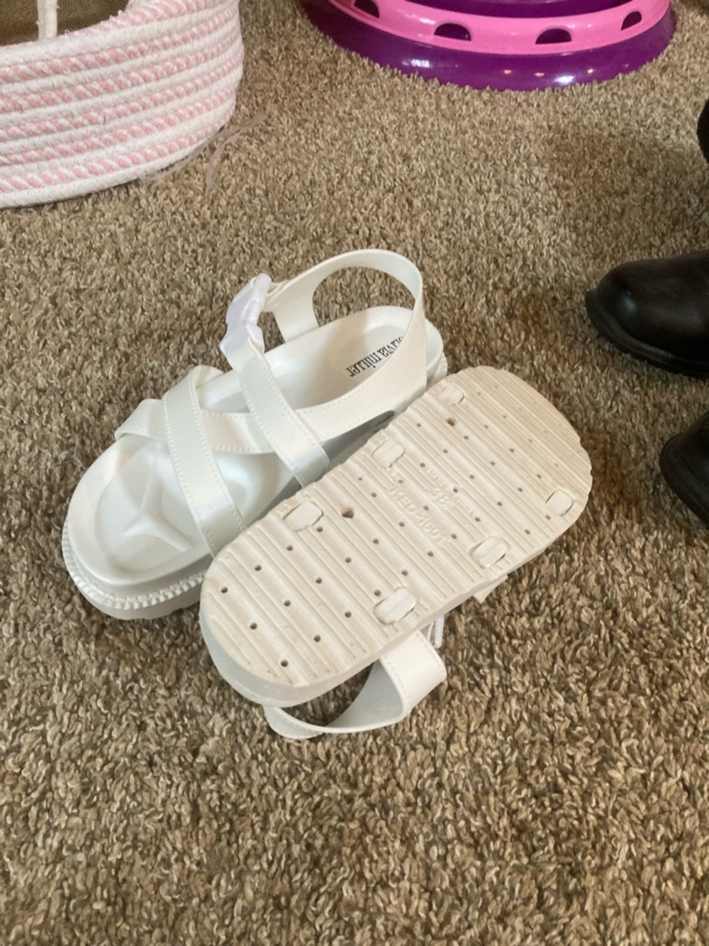 Olivia Miller White Crisscross Kids Sandals